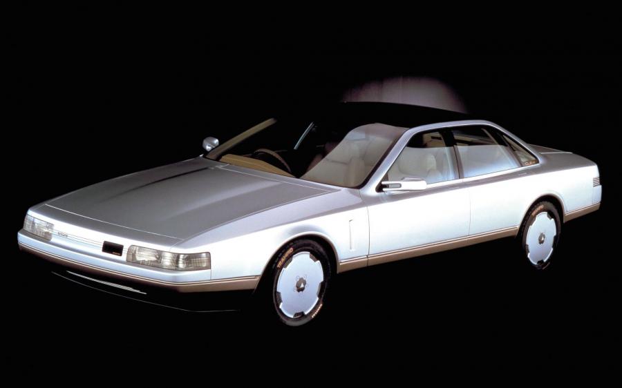 Nissan CUE-X Concept 1985 года 